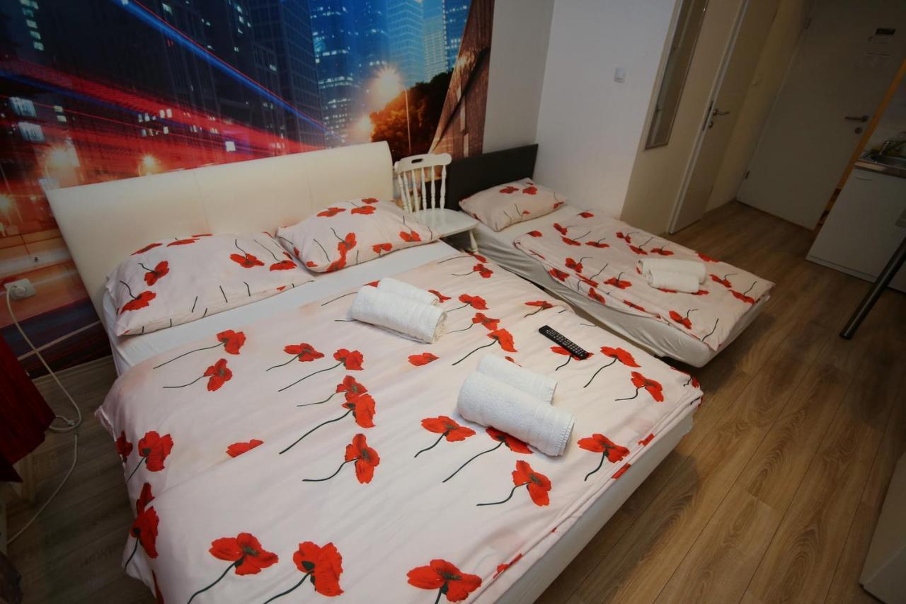 Apartments Rooms Fontane Trnje - Free Parking Zagreb Luaran gambar