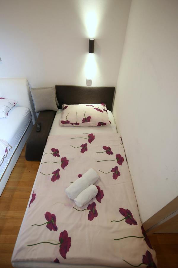 Apartments Rooms Fontane Trnje - Free Parking Zagreb Luaran gambar